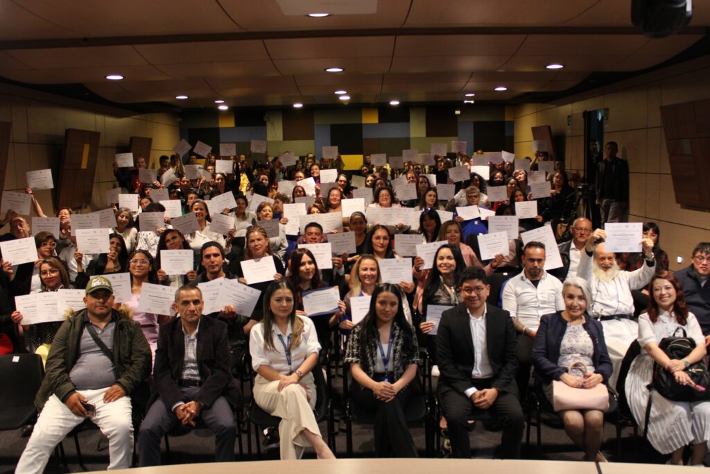 Completion of Courses and Launch of Magazine by Corporación Scalabrini in Colombia